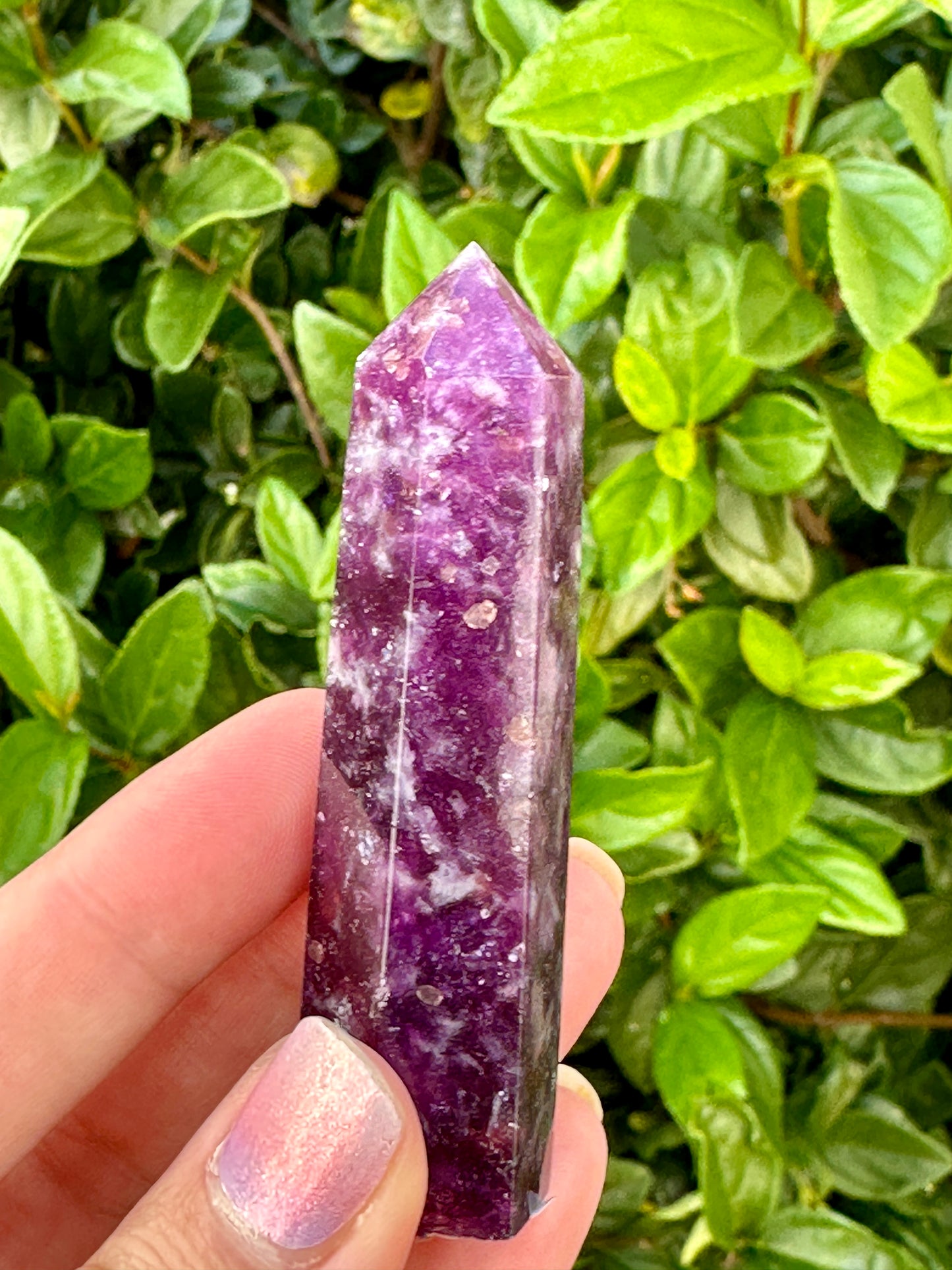 Gem Lepidolite Tower: Exquisite Purple Crystal Point, High-Quality Lepidolite Gemstone, Soothing Energy & Spiritual Decor Piece