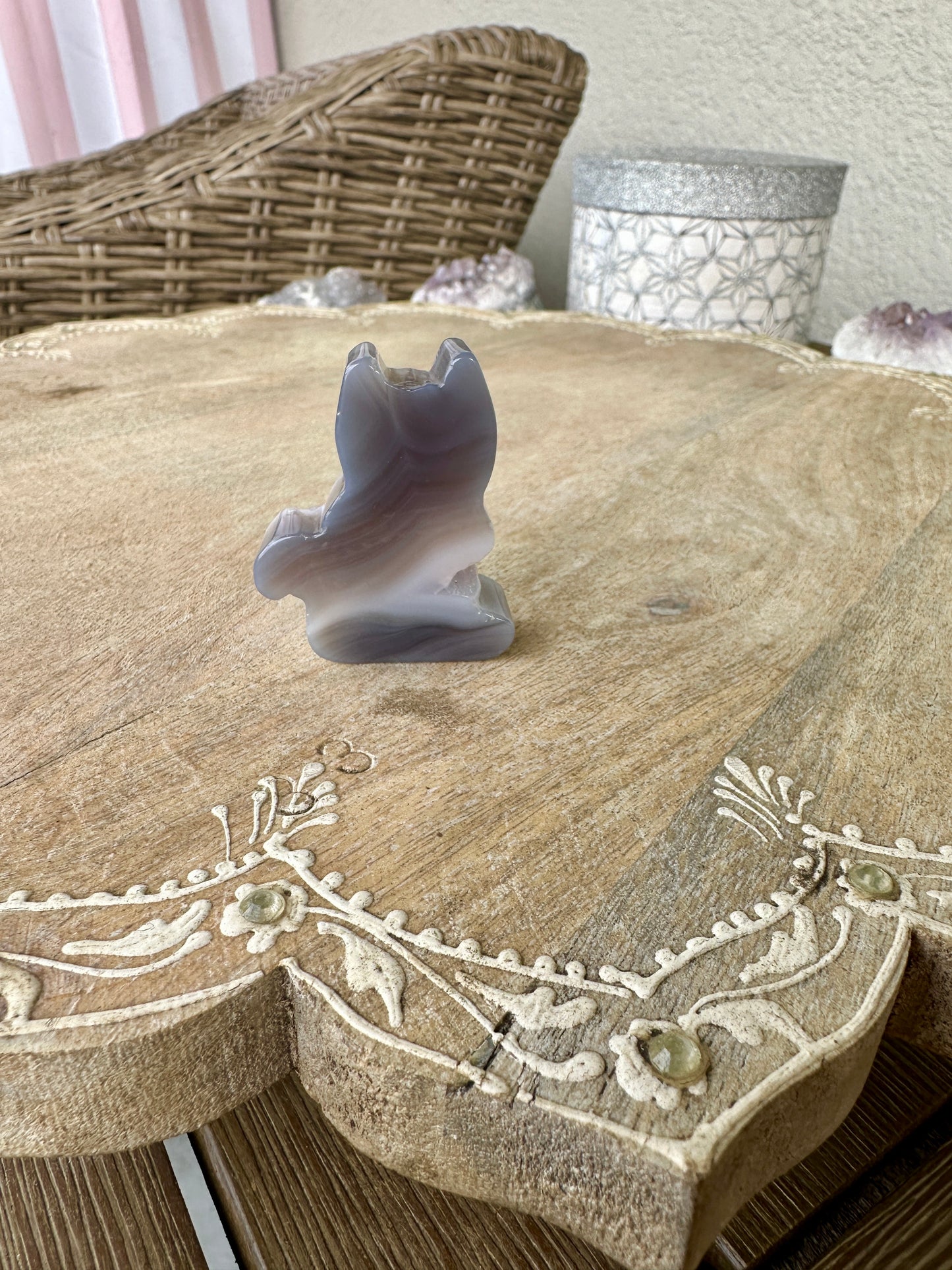 Agate Druzy Cat Carving: Unique Handcrafted Gemstone Decor, Sparkling Natural Beauty for Cat Lovers & Crystal Collectors