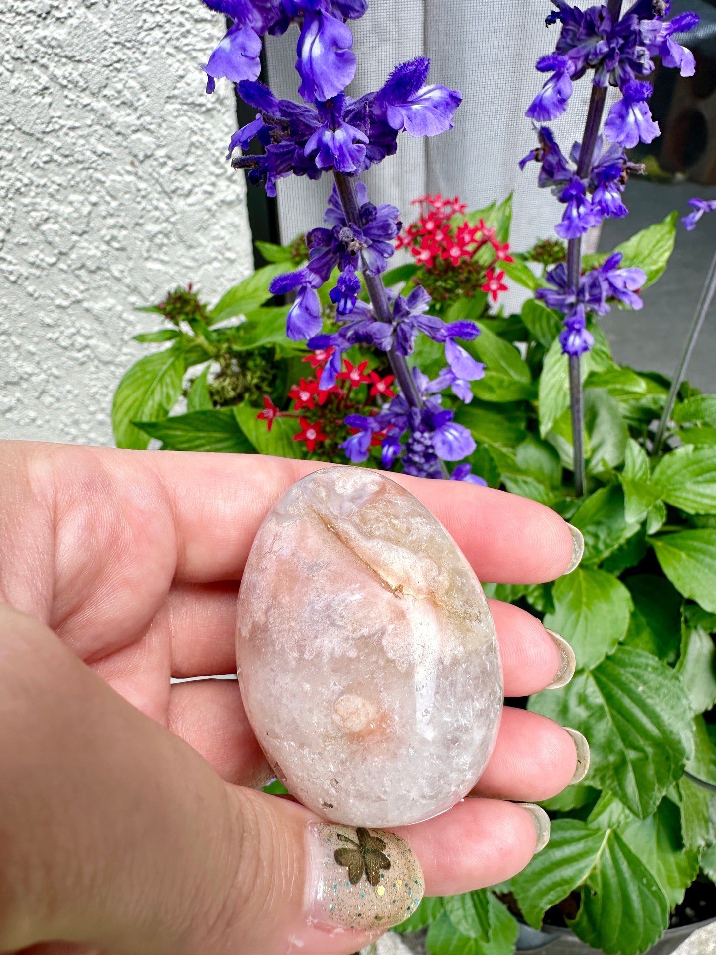 Dazzling Druzy Pink Amethyst & Flower Agate Egg Carving - Unique Crystal Decor, Energy Balancing Gemstone, Ideal Gift for Collectors