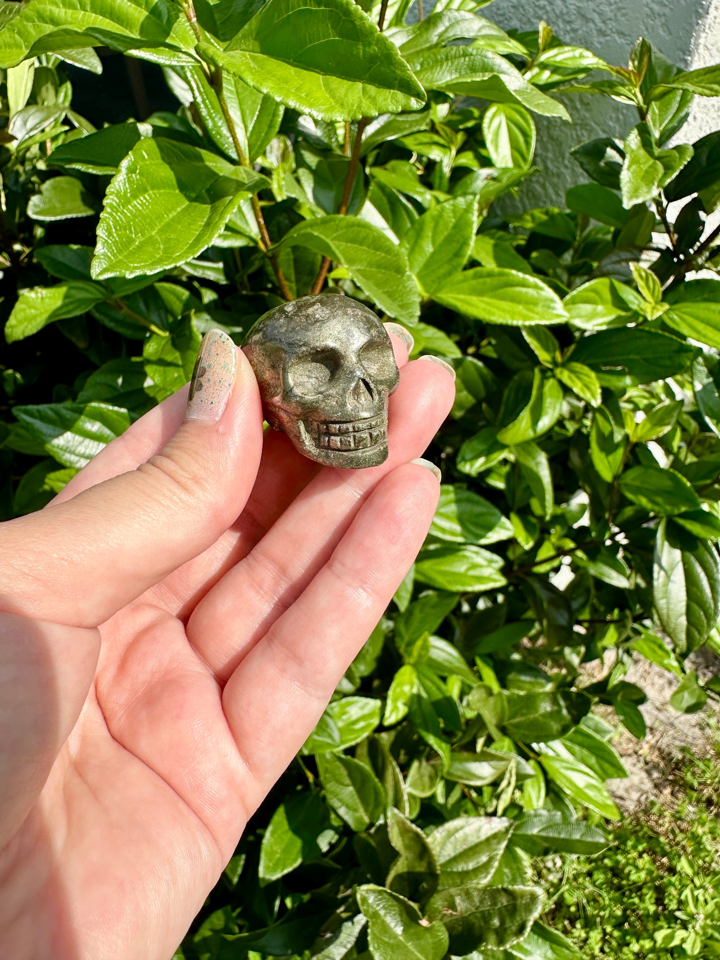Striking Pyrite Skull Carving - Unique Decor Piece for Collectors, Symbol of Wealth and Protection, Ideal for Meditation and Feng Shui